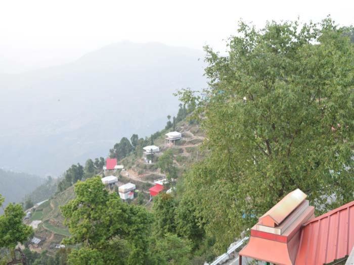 Hotel Crystal Palace Dhanaulti Esterno foto